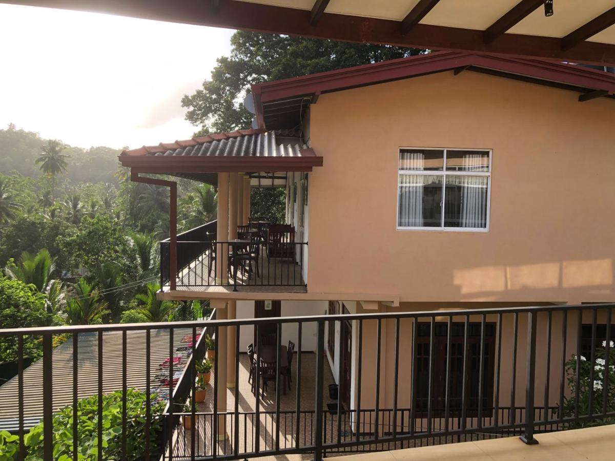 Paradise Hilltop Villa & Apartment Galle Exterior photo