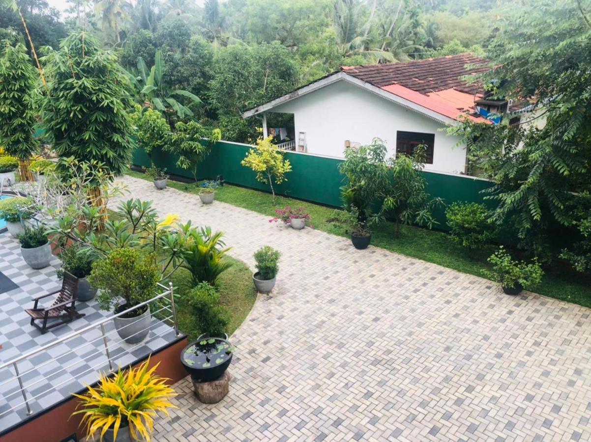 Paradise Hilltop Villa & Apartment Galle Exterior photo